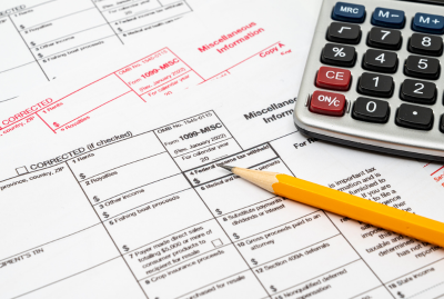 Year End Checklist for Equine Business Payroll & 1099 Vendors